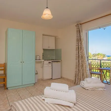 Iniohos Zante & Argassi