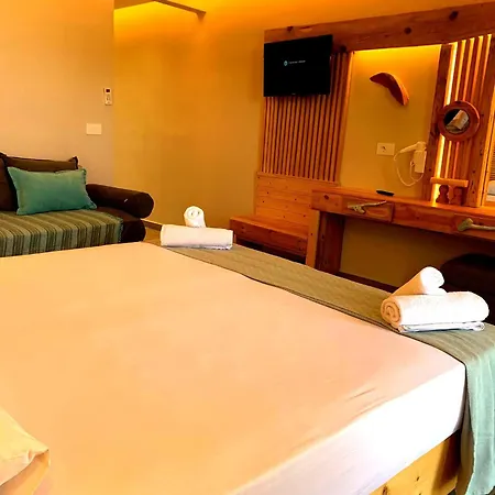 Iniohos Zante & Hotel