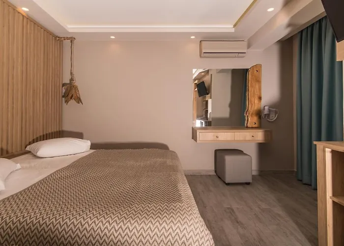 Hotel Iniohos Zante & Argassi