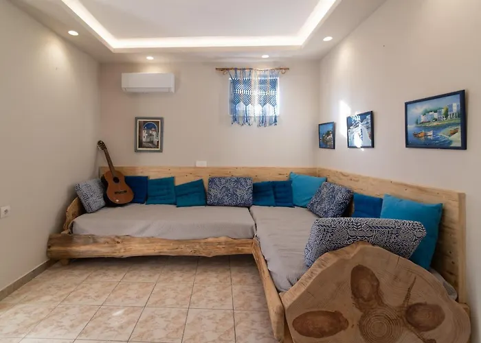 Iniohos Zante & Hotel 3*