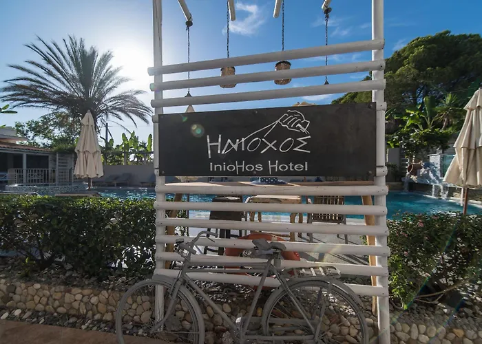 Iniohos Zante & Argassi