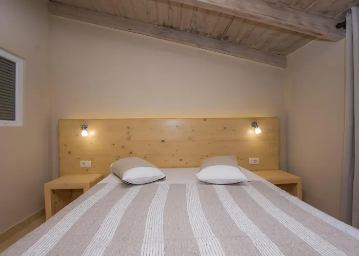 Iniohos Zante & Hotel Argassi