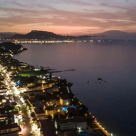 Iniohos Zante &