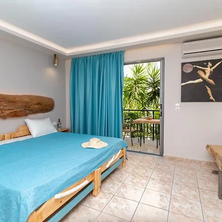 Iniohos Zante & 3* Argászi