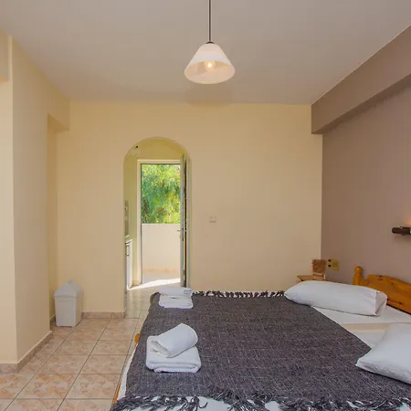 Iniohos Zante & 3*
