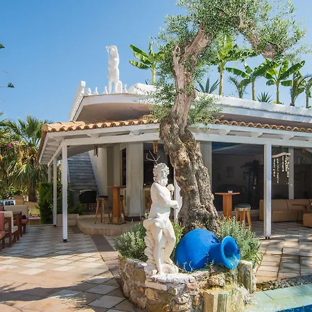 Iniohos Zante & 3*