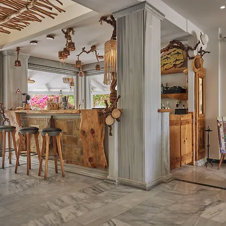 Iniohos Zante & Hotel Argassi