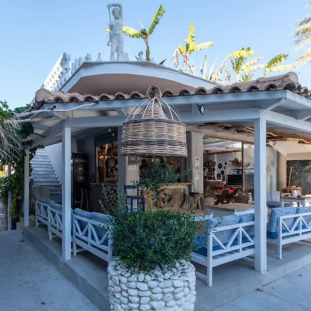Iniohos Zante & Hotel 3*