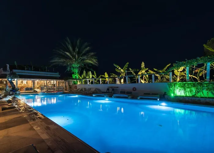 Iniohos Zante & Hotel 3*