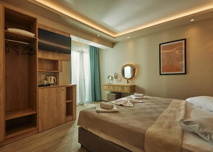 Iniohos Zante & Hotel Argassi