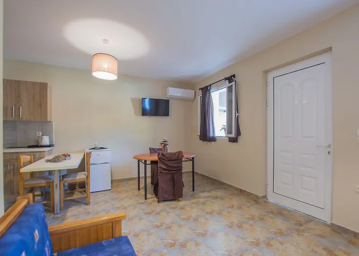 Hotel Iniohos Zante &