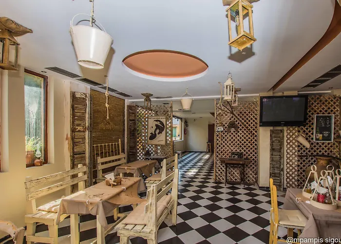 Iniohos Zante & Hotel Argassi