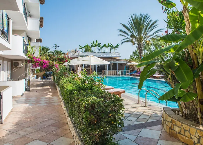 Iniohos Zante & Hotel Argassi