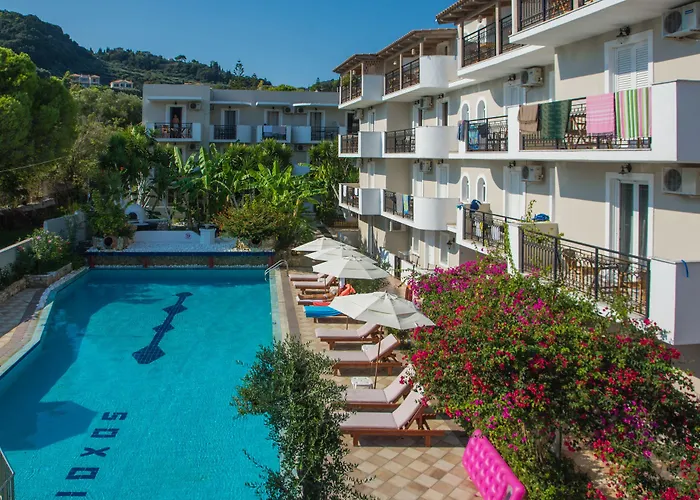 Iniohos Zante & 3* Argassi