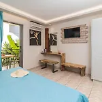 Iniohos Zante & Hotel 3*