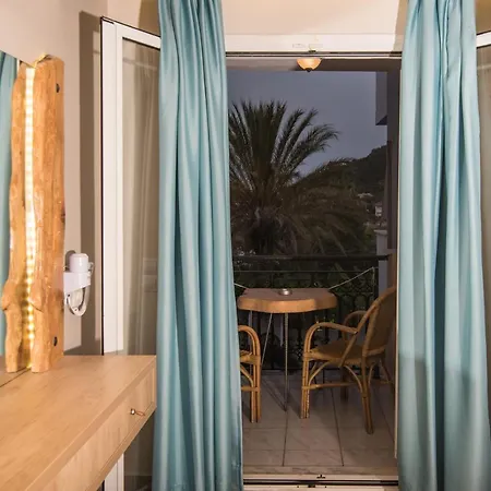 Iniohos Zante & Hotel Argassi