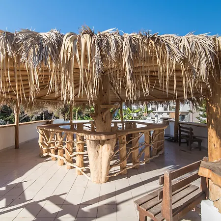 Iniohos Zante & 3* Αργάσι