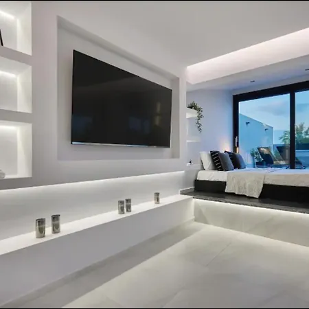 Iniohos Zante & Otel