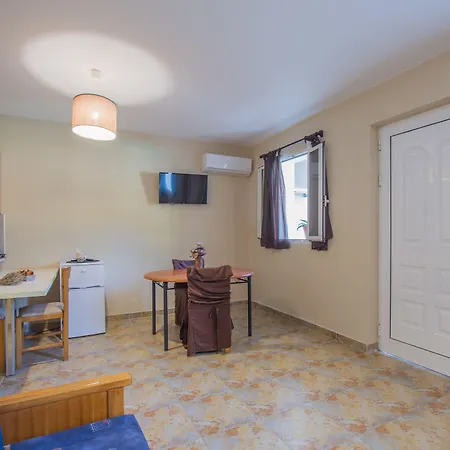 Hotel Iniohos Zante &