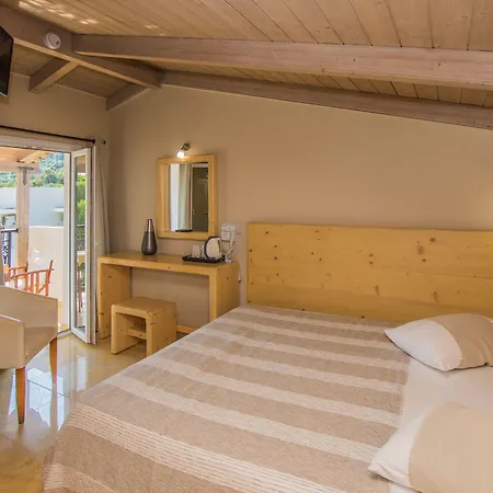 Iniohos Zante & Hotel Argassi