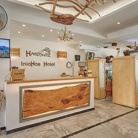 מלון Iniohos Zante & 3*