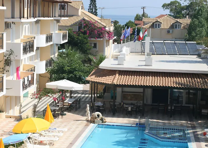 Iniohos Zante & Hotel 3*