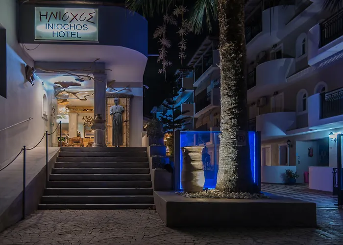 Iniohos Zante & Hotel 3*